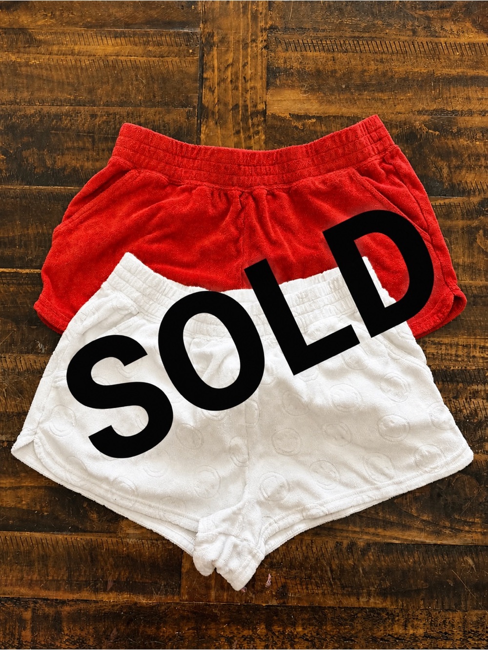 ⛔️SOLD⛔️ MED Offline by Aerie Terry Cloth Shorts White Smiley Face Lounge Shorts